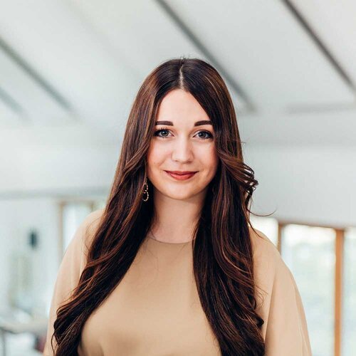 Alina Alina Addfame Team