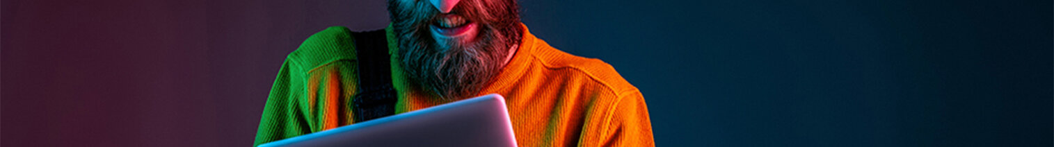 AddFame Karriere Social Media